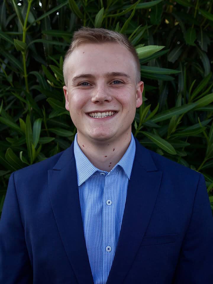 Cooper Fox, commercial real estate agent